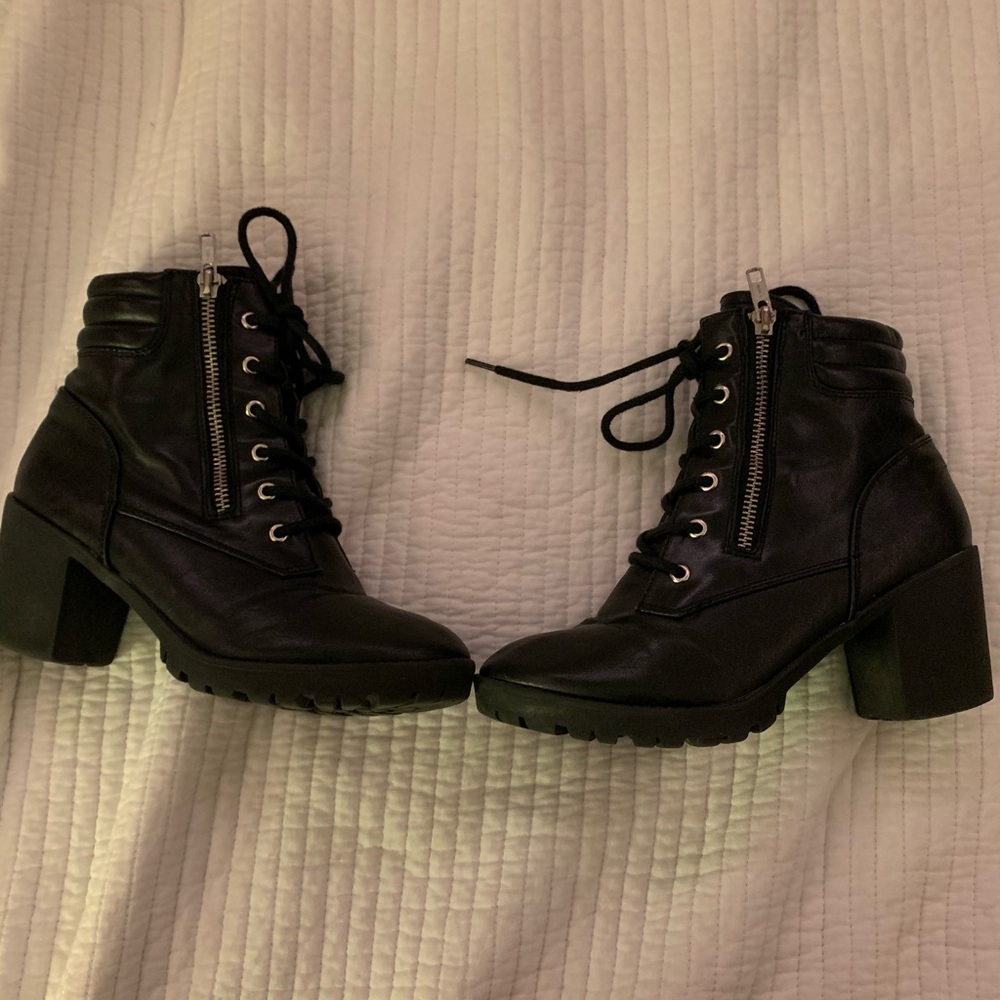 Healed Combat Boots - Picture 2 of 6